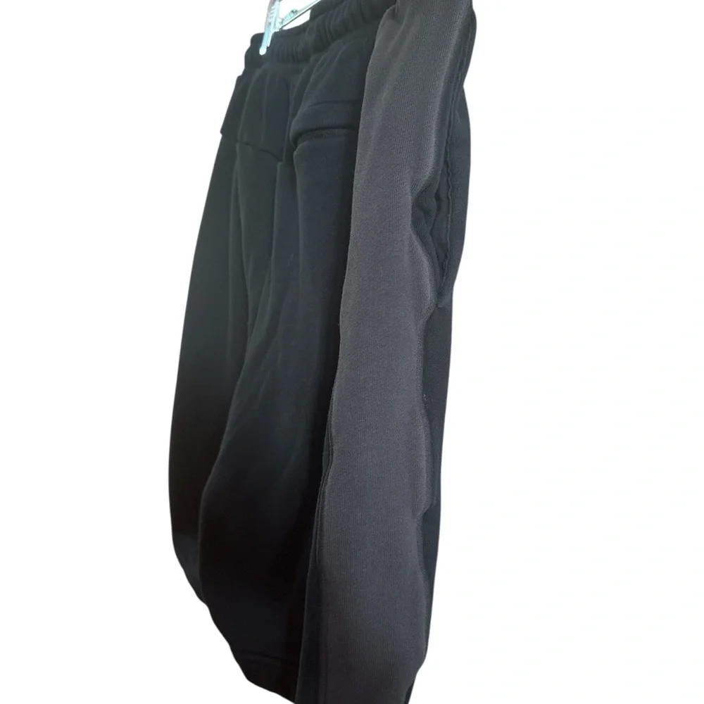 Nike‎ Air Men's Size Large Black Gray Athletic Shorts Green Swoosh Zipped Pocket